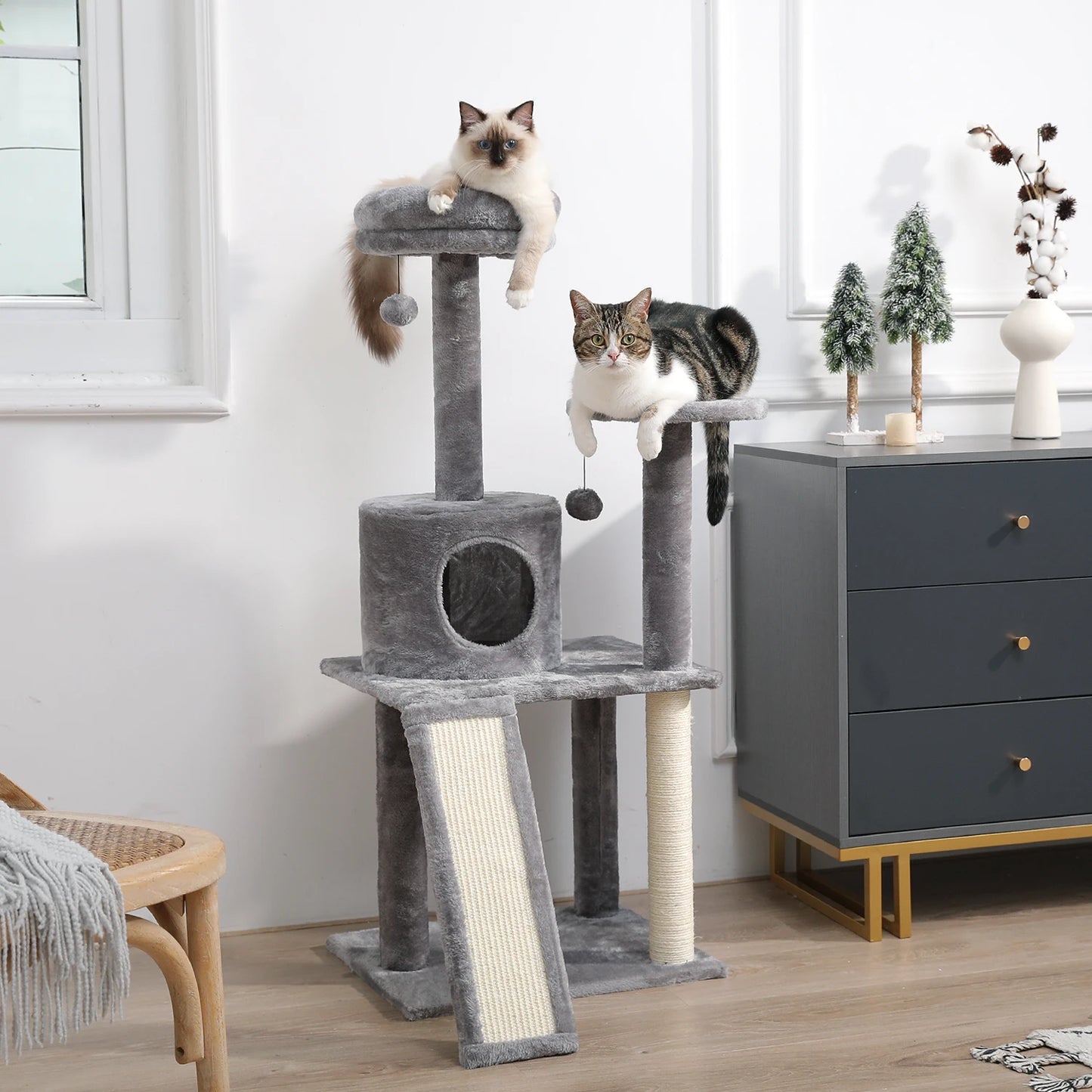 117cm Deluxe Climber Cat Tree with Scratching Post & Play Area - Pet Essentials
